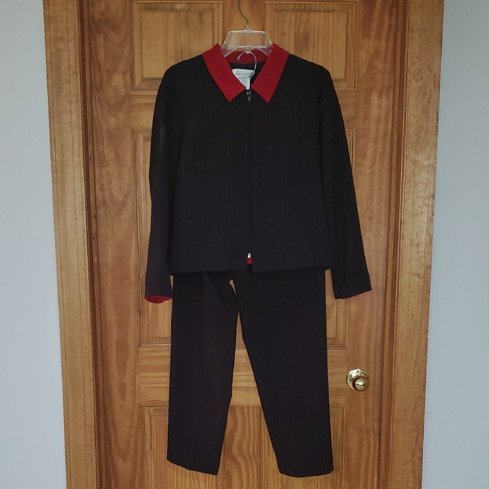 Like NEW Vintage 80s, Miss Dorby, Size 12p, Black and Red Three-Piece Suit